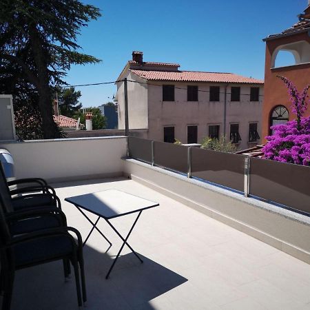 Galeb Apartments Osjecka Ulica 37 Pula Exterior foto