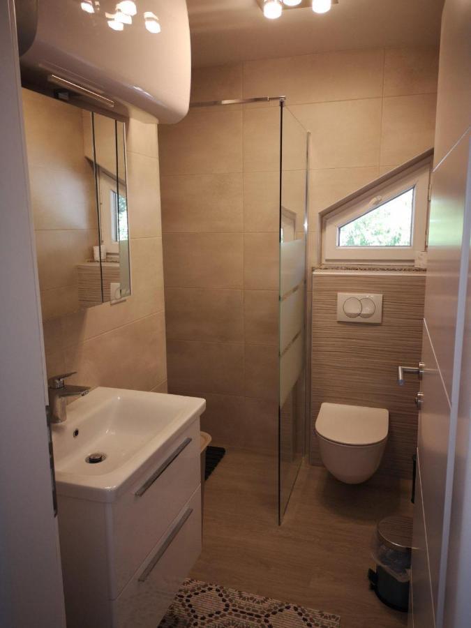 Galeb Apartments Osjecka Ulica 37 Pula Exterior foto
