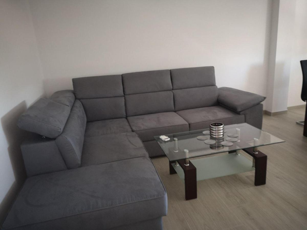 Galeb Apartments Osjecka Ulica 37 Pula Exterior foto