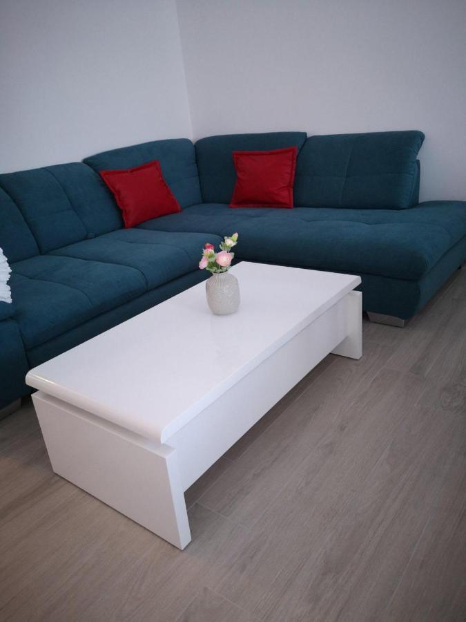 Galeb Apartments Osjecka Ulica 37 Pula Exterior foto