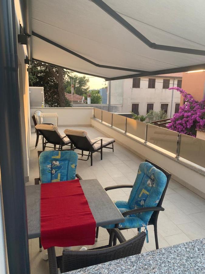 Galeb Apartments Osjecka Ulica 37 Pula Exterior foto